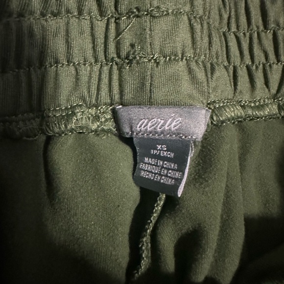 💚Aerie track pants - Picture 2 of 4